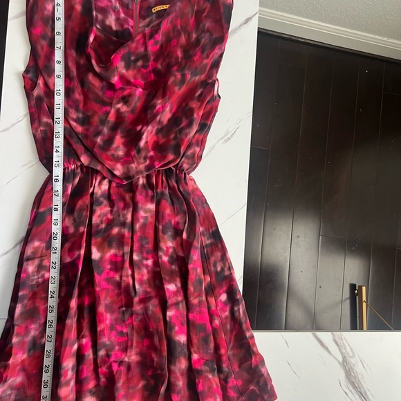 ALICE + OLIVIA  Red Watercolor Silk Mini Dress - Picture 8 of 9